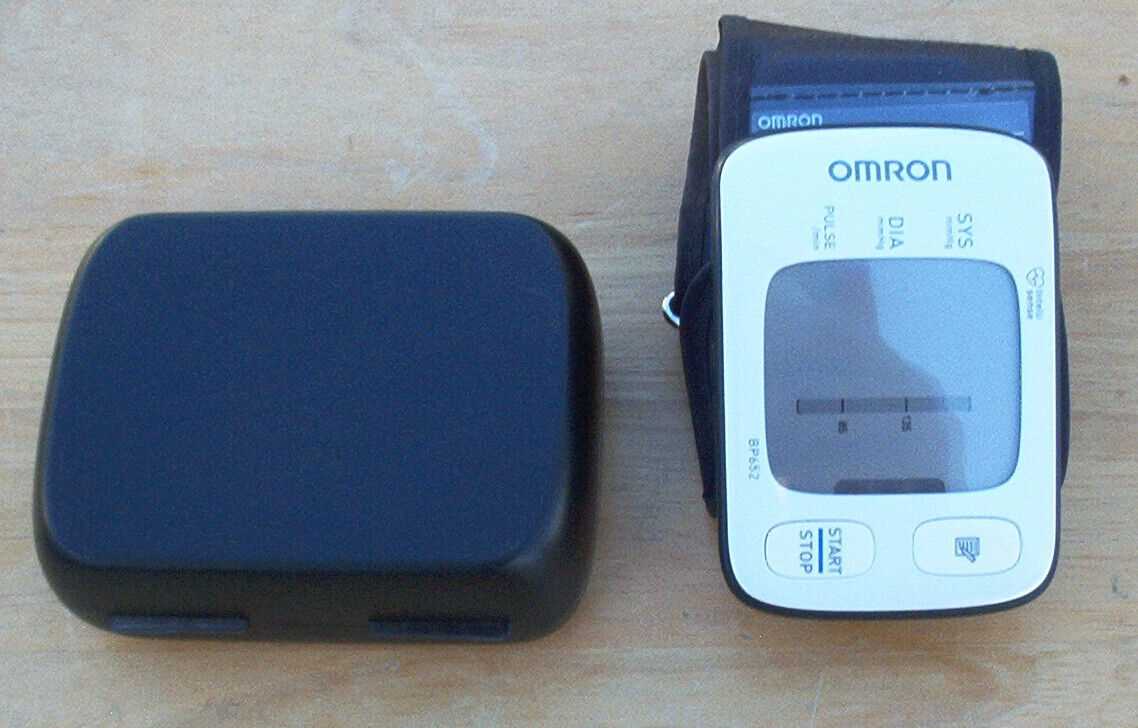 omron 7 series wrist blood pressure monitor bp652 instruction manual