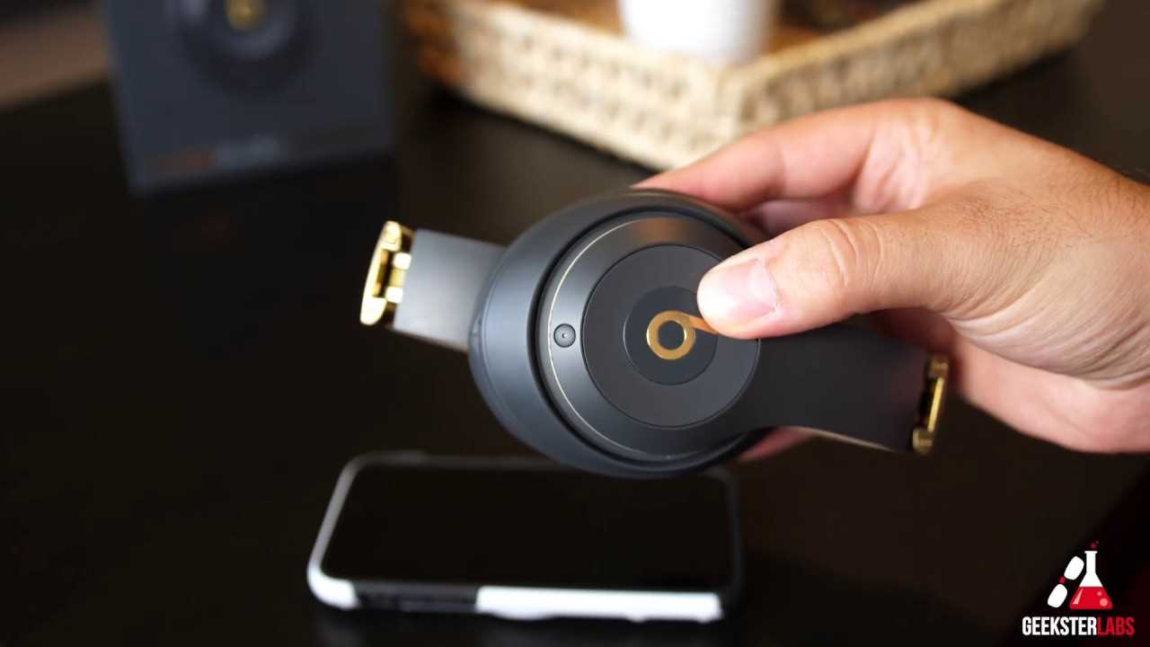 beats studio wired headphones instruction manual
