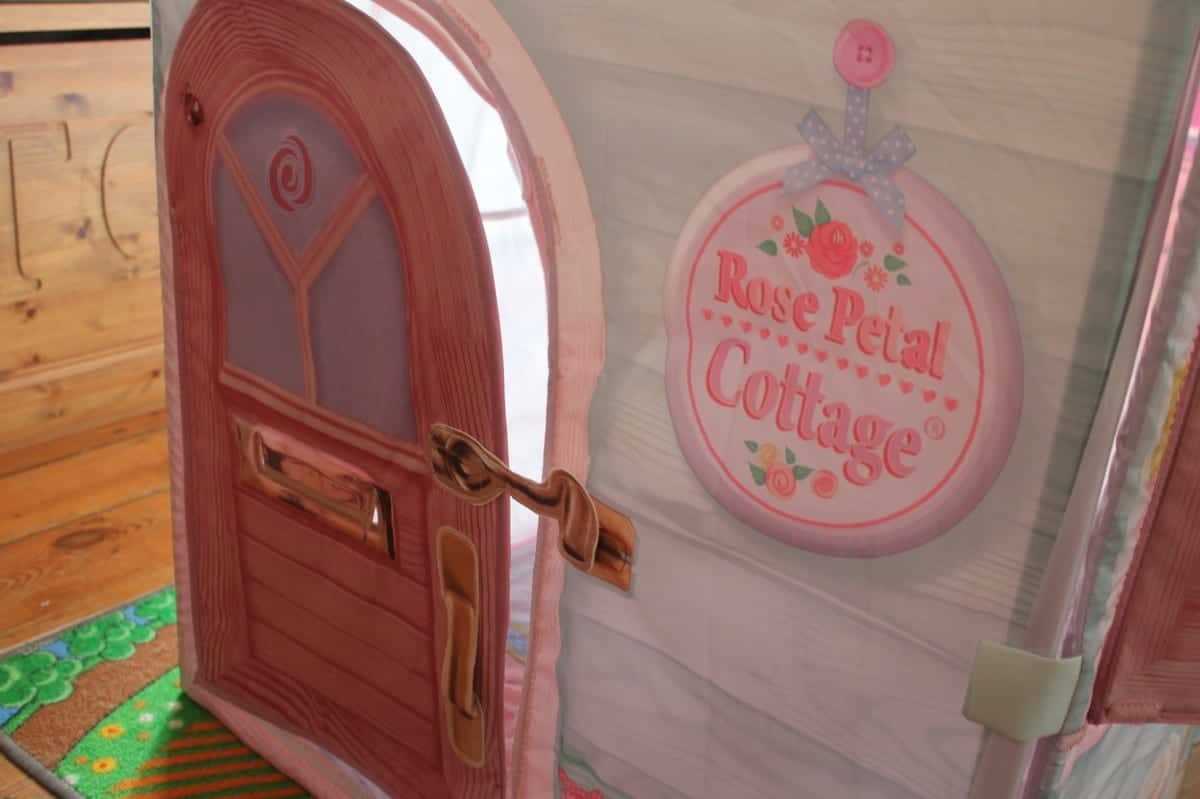 dream town rose petal cottage instructions manual